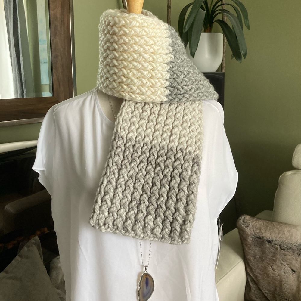 Handmade scarf - Picture 11 of 14